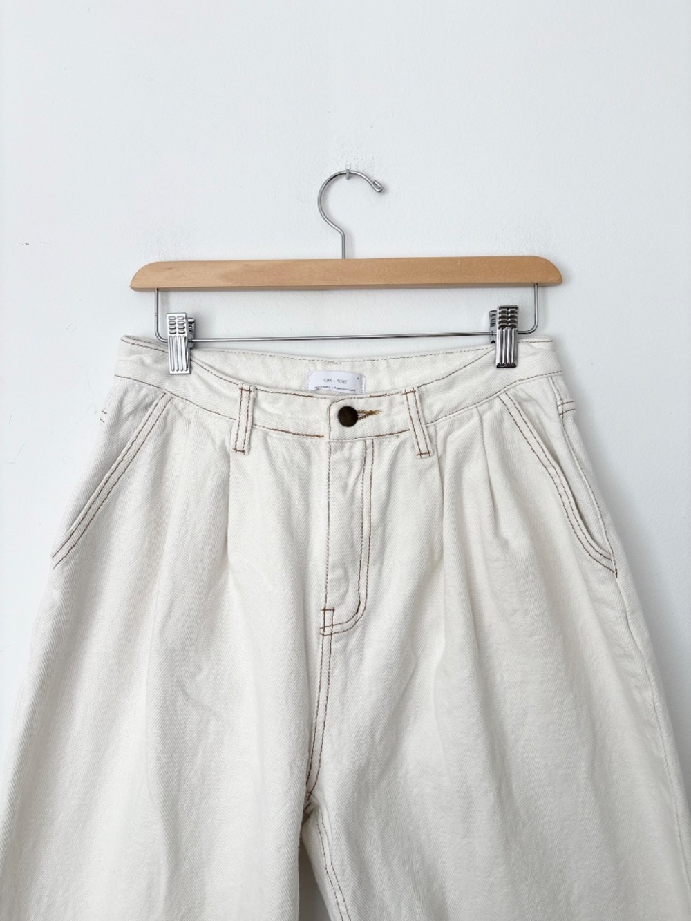 SOLD-Oak + fort pleated wide leg jeans - Picture 4 of 5